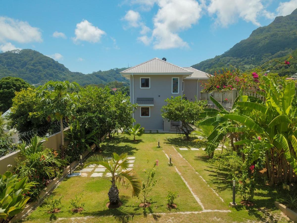 Whispering Palms Apartment Bel Ombre Екстериор снимка