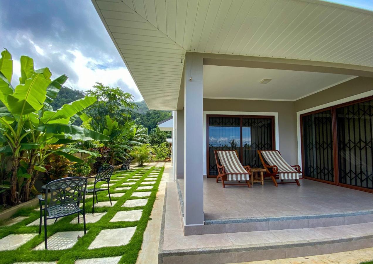 Whispering Palms Apartment Bel Ombre Екстериор снимка