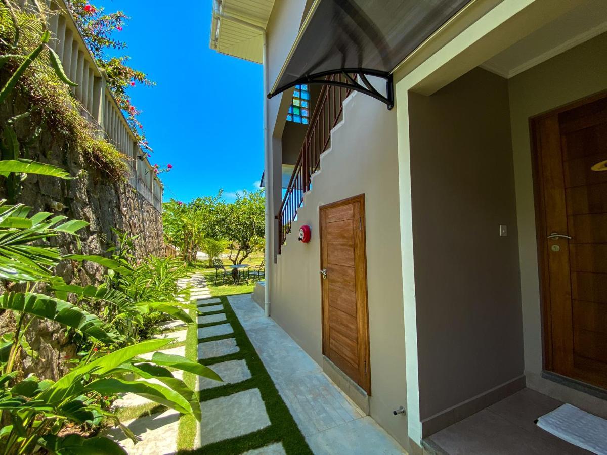 Whispering Palms Apartment Bel Ombre Екстериор снимка