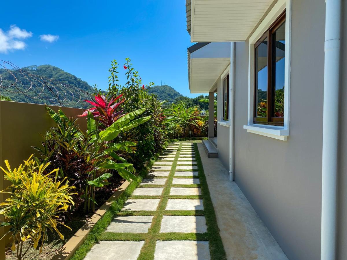 Whispering Palms Apartment Bel Ombre Екстериор снимка