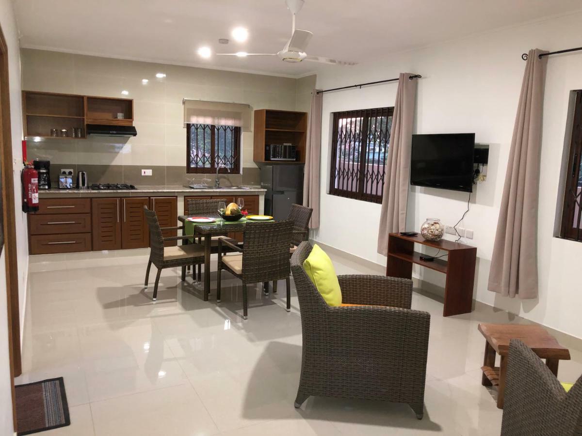 Whispering Palms Apartment Bel Ombre Екстериор снимка