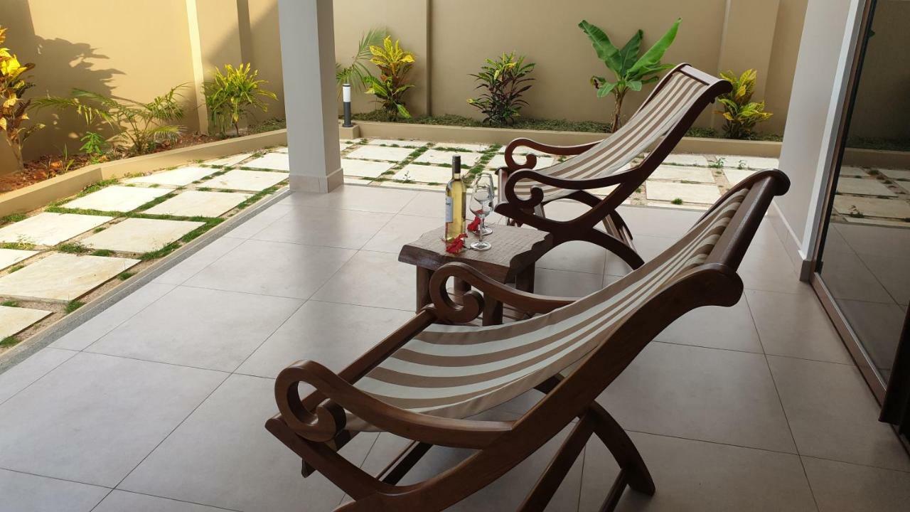 Whispering Palms Apartment Bel Ombre Екстериор снимка